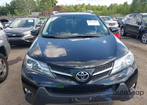 2015 Toyota Rav4 Xle z USA, uszkodzony, nr VIN 2T3RFREV5FW321454